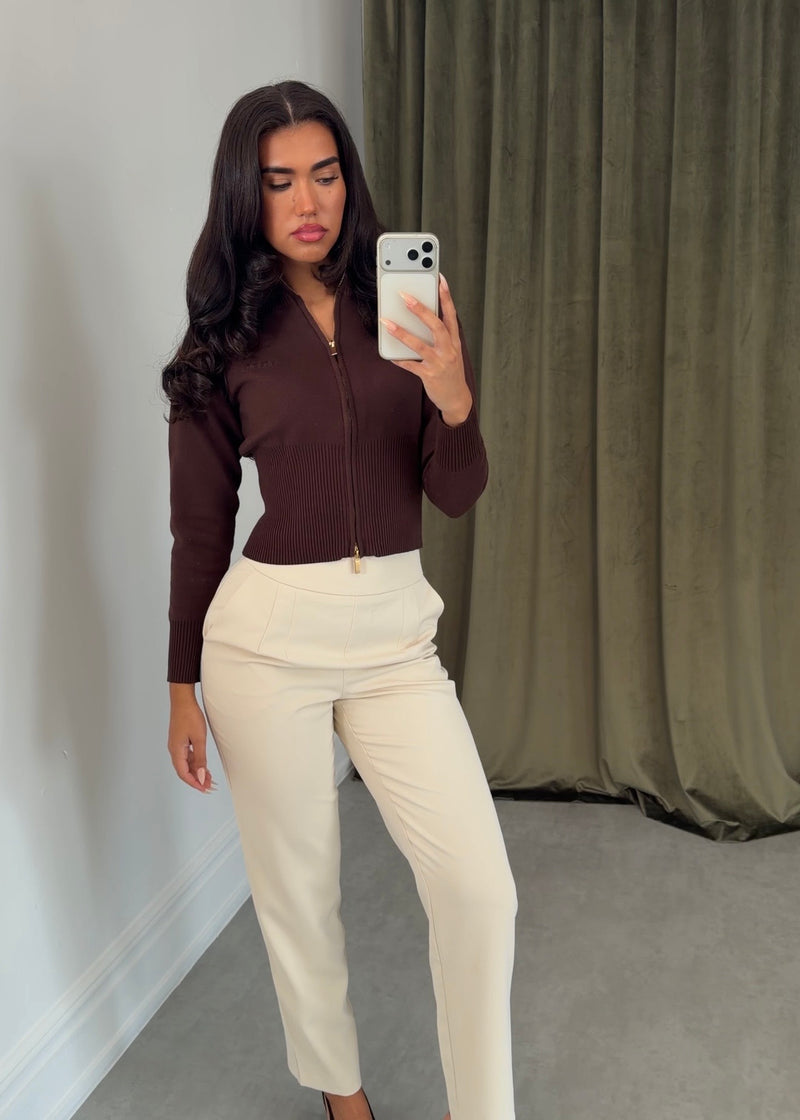 Structured Sculpting Zip Knit | Roasted Espresso