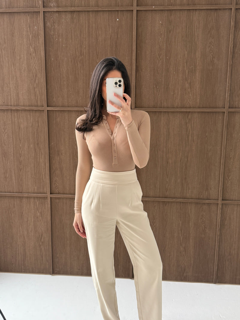 Ribbed Second Skin Buttoned Bodysuit | Caramel Créme