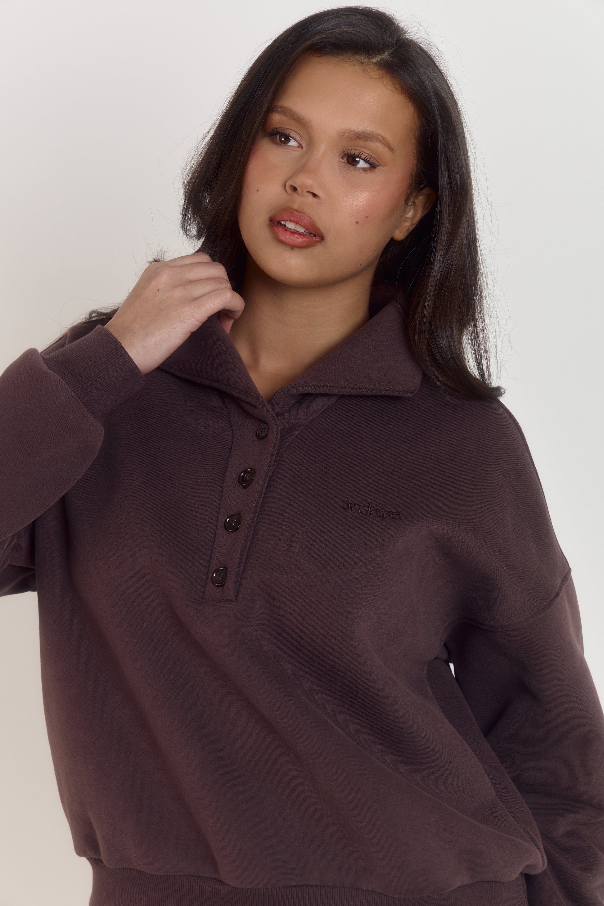 Ardore London brown oversized sweater with structured collar detail