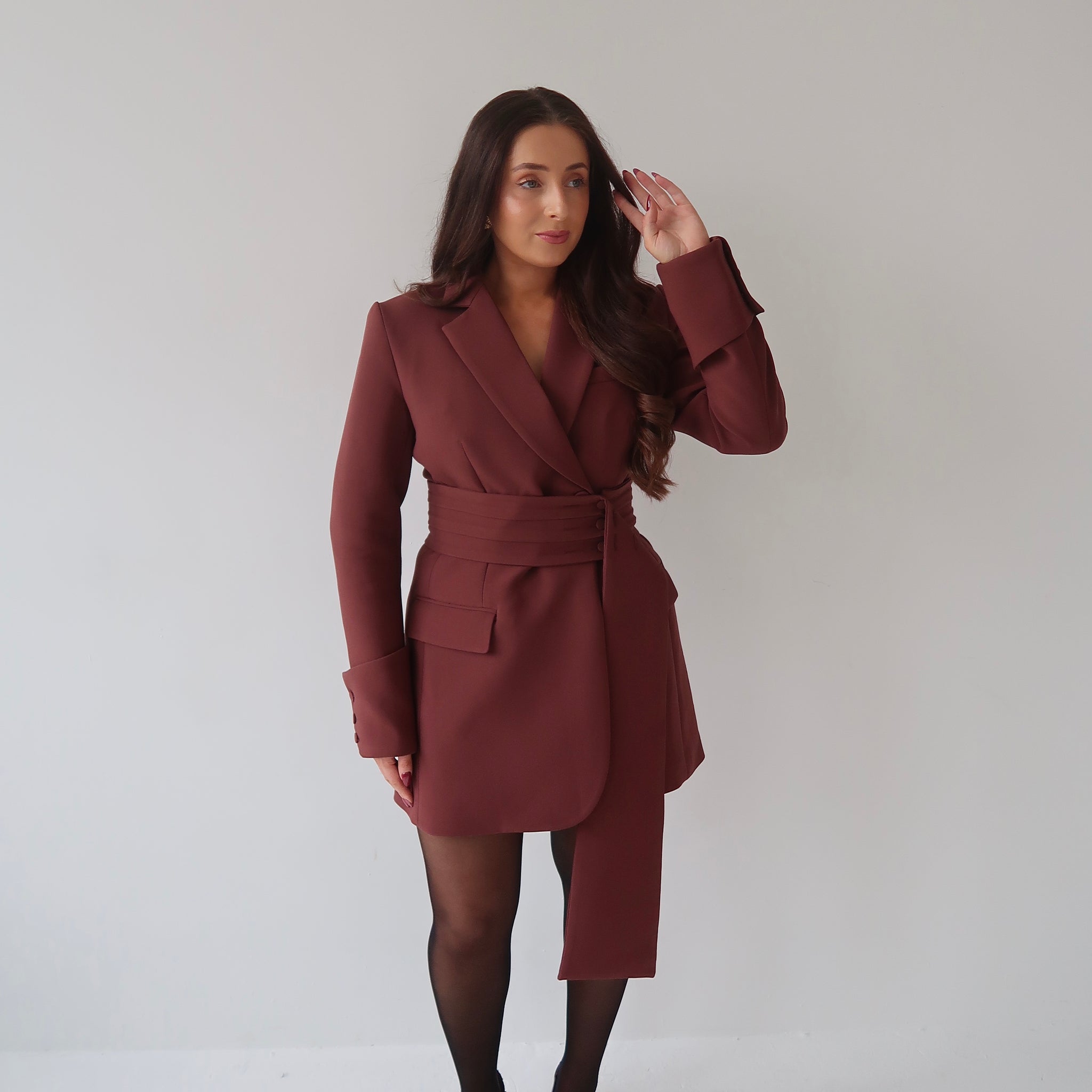 Front view of Ardore London’s premium cherry chocolate belted blazer dress, showcasing oversized fit, multi-wear adjustable belt, and luxurious heavy-weight fabric