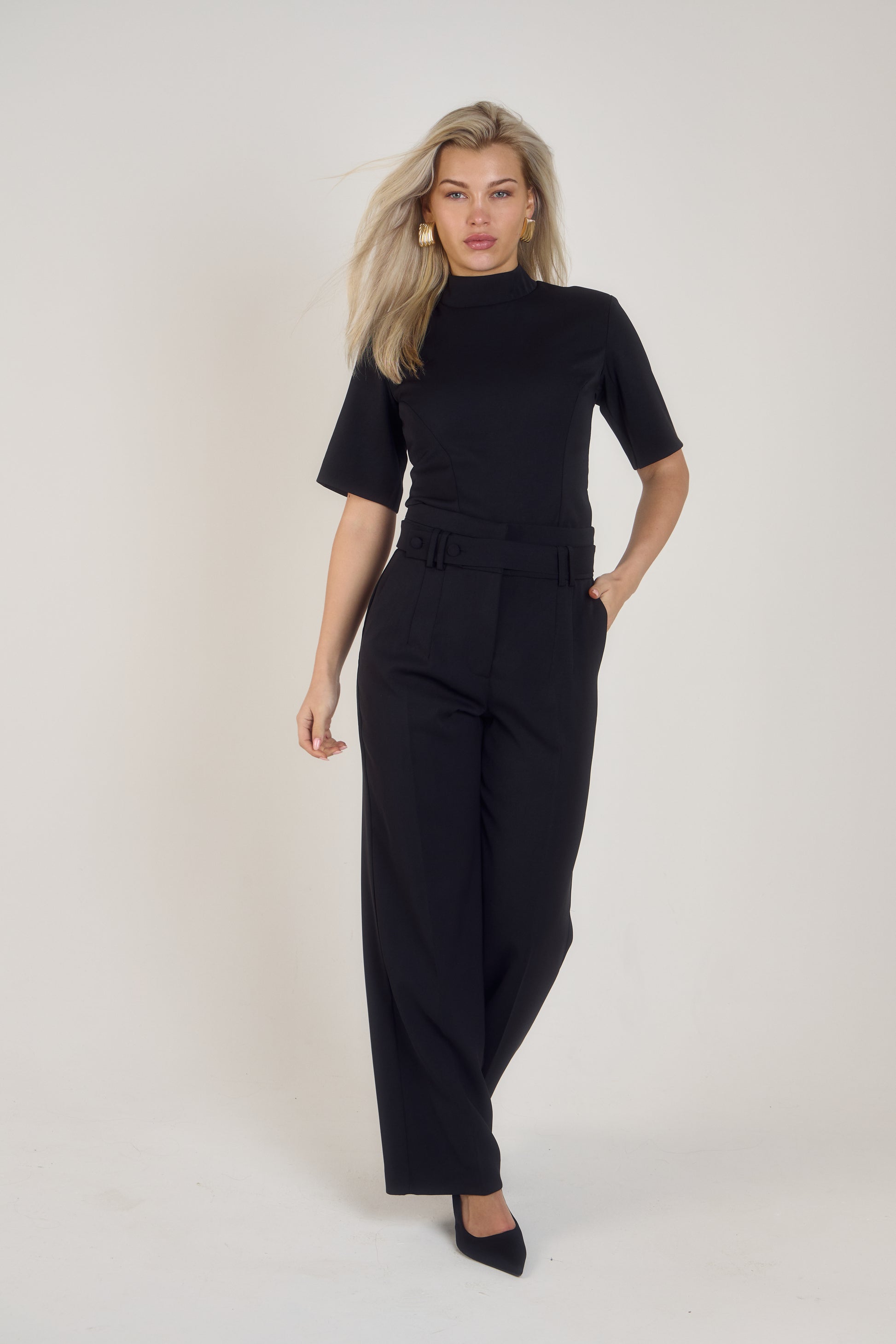 Ardore London Tailoring Flattering Belted Wide Leg Trousers in Classic Noire, styled together for a sophisticated office-ready look in premium soft fabric